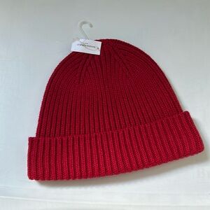 NWT Banana Republic Factory red chakra ribbed beanie hat one size